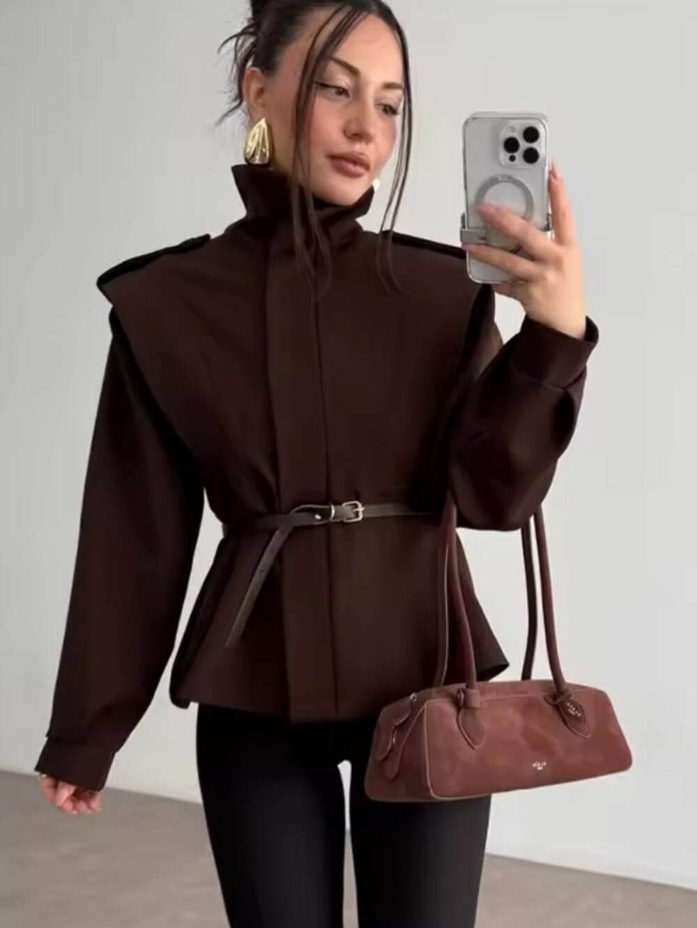 Women's Chic Waist-cinching Short Trench Coat Solid Long Sleeve Shoulder Pad